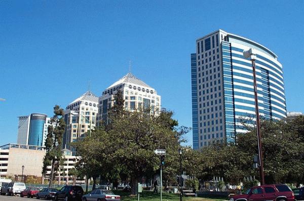 555 City Center