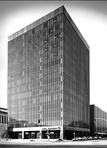 400 South El Camino Real